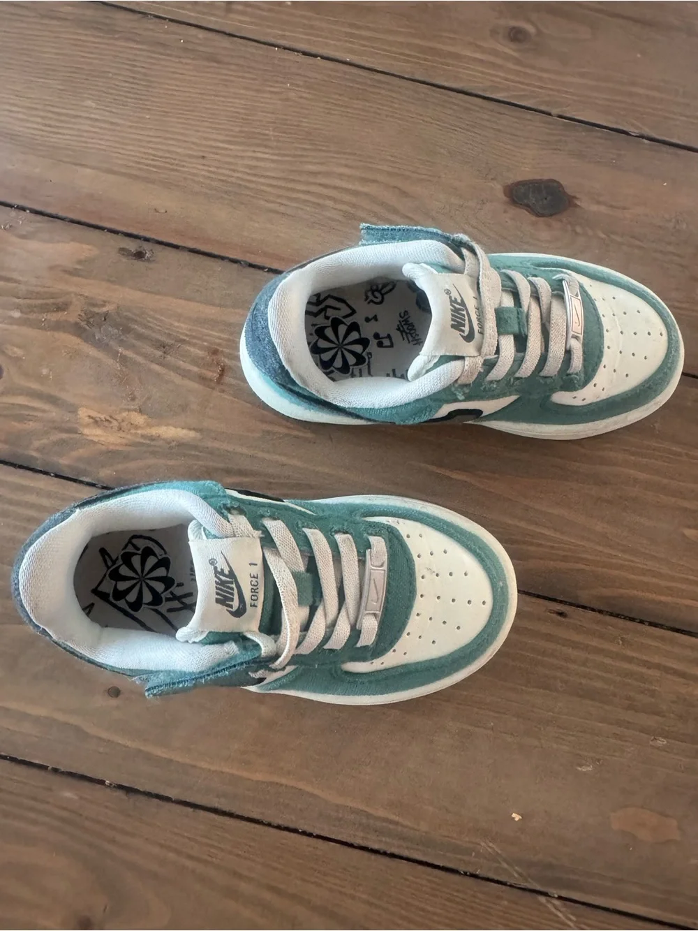 Nike Air Force 1 Low Easyon Green/White/Black 9C - Picture 4 of 6